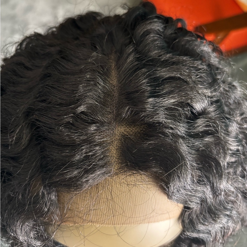 Wig - Picture 3 of 10